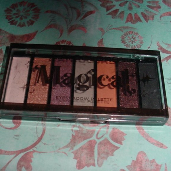 LA COLORS New Eyeshadow Palette MAGICAL - Picture 1 of 1